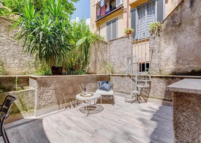 Bdc - The Secret Garden In Trevi *